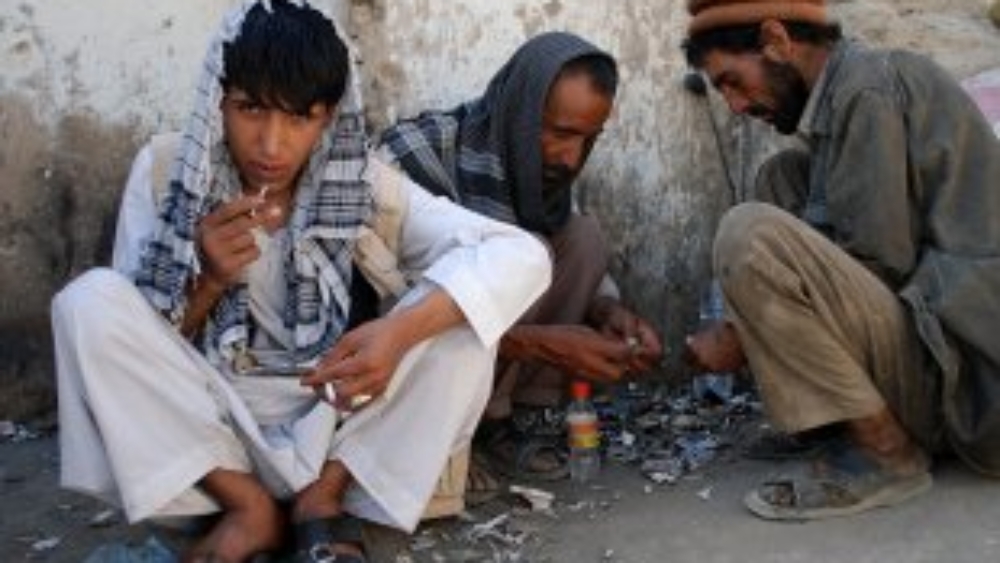 afghan_opium_smokers.jpg